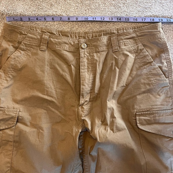 Mens Patagonia 9” Outdoor Cargo Shorts Size 38 NWOT - Picture 7 of 8